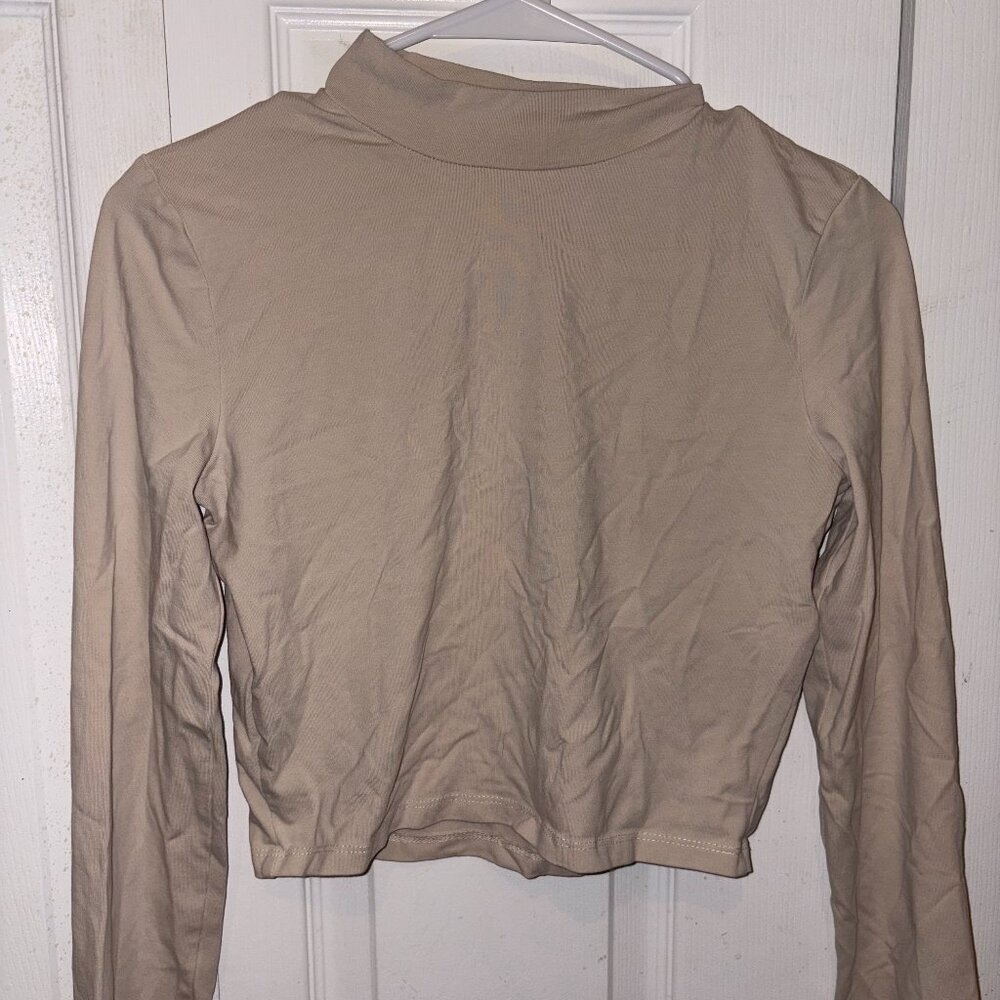 Cream crop top